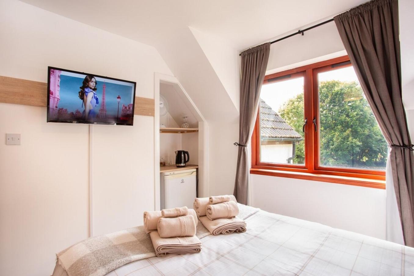 אלנס Beechwood Lodge Guesthouse מראה חיצוני תמונה