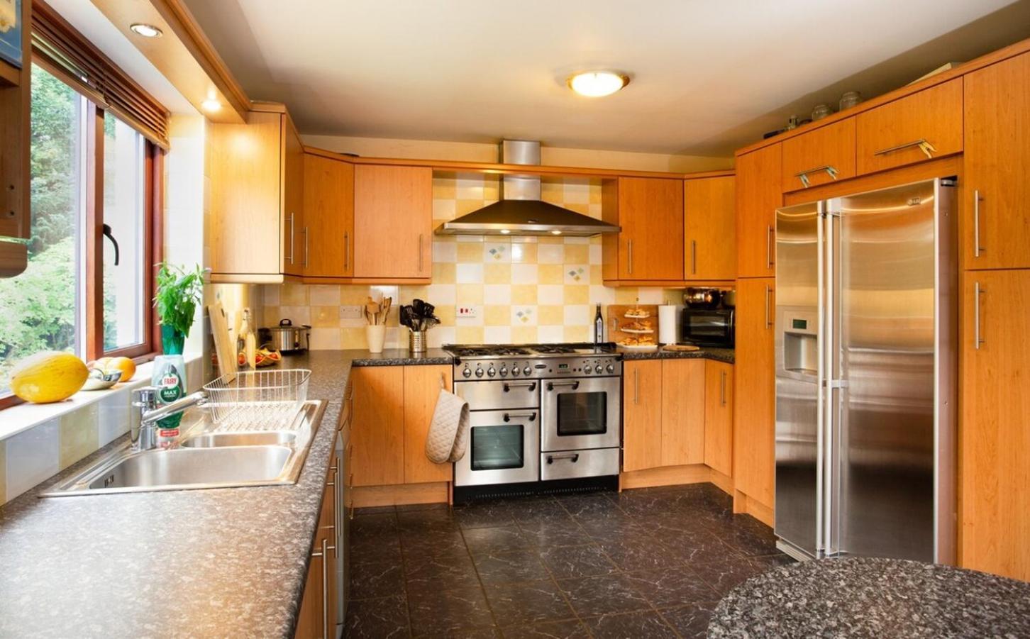 אלנס Beechwood Lodge Guesthouse מראה חיצוני תמונה