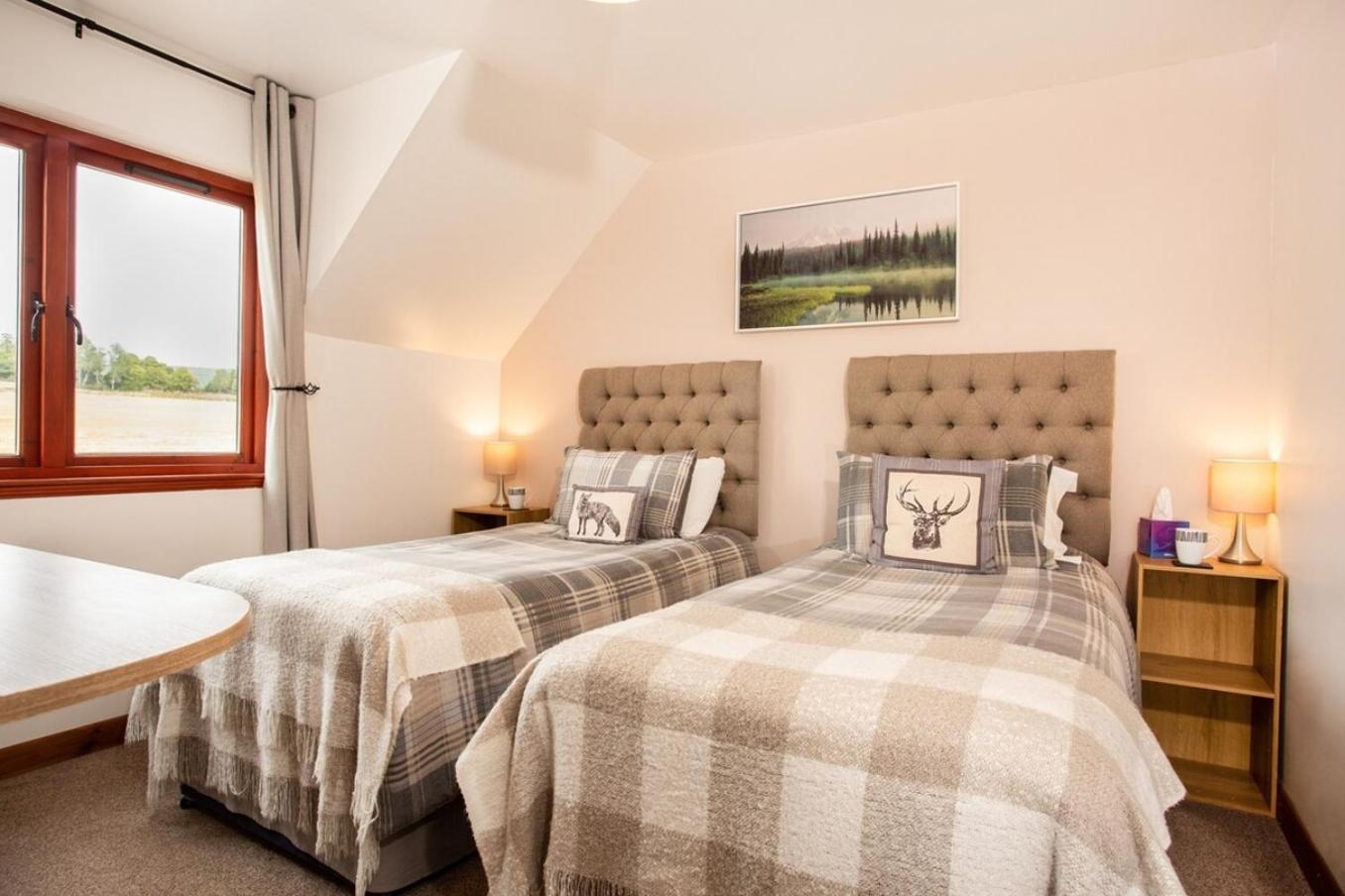 אלנס Beechwood Lodge Guesthouse מראה חיצוני תמונה